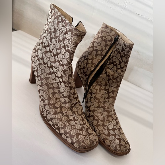 COACH canvas logo ankle boots. - Picture 2 of 5